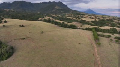 Padang Savana Kota Komba Diusulkan Jadi Lokasi Sekolah Rakyat di Manggarai Timur