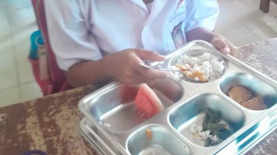 makan-gratis-ruteng