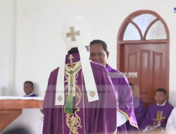 Serah Terima Praeses Seminari Mataloko Ke Romo Stef Wolo Itu, Uskup Agung Ende Tekankan Kepemimpinan Sebagai Tugas Kegembalaan